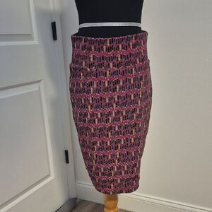 Lularoe Cassie skirt, fun lipstick print 💄